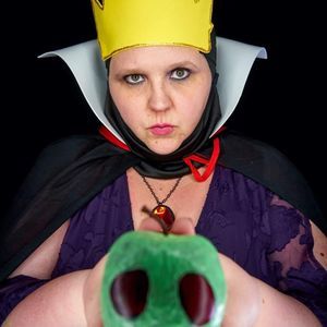 Meet your Posher, Stephanie